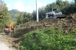 Piccoli lavori di movimento terra.